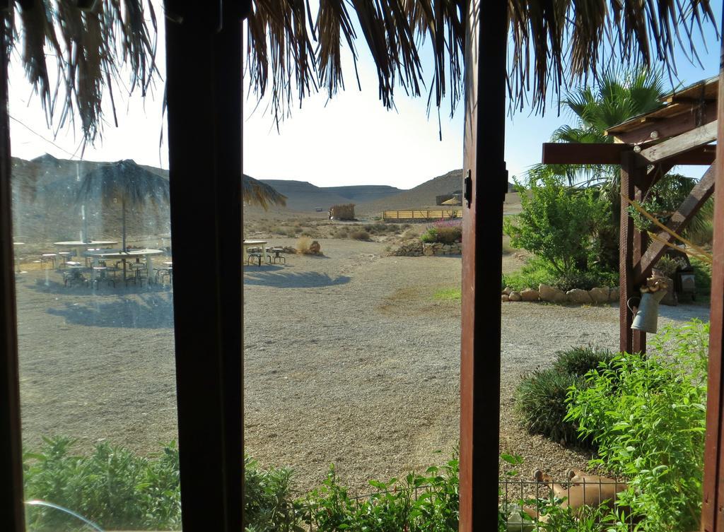 Succah In The Desert Мицпе Рамон Екстериор снимка