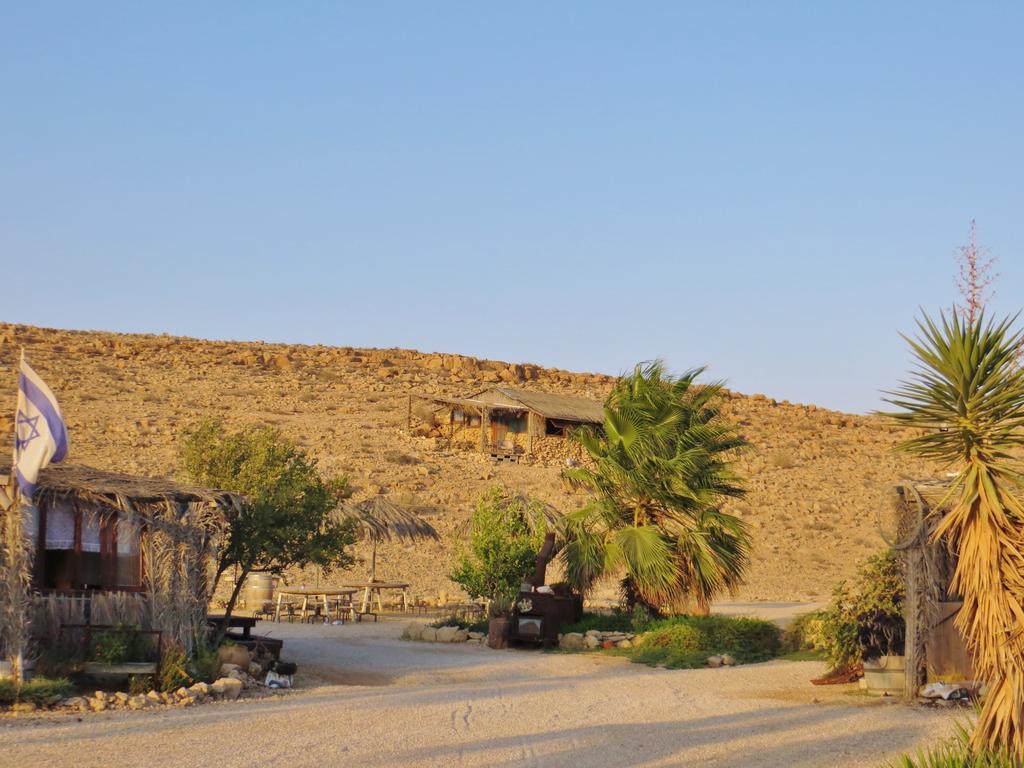 Succah In The Desert Мицпе Рамон Екстериор снимка